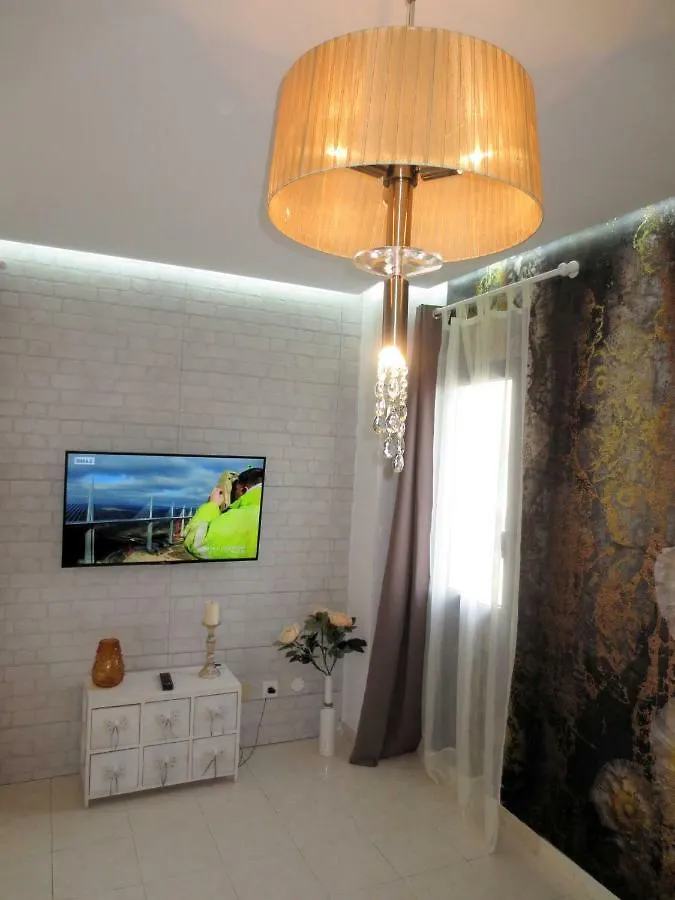 Golden Dreams & Perfect For You ***** Адехе 0*,  Испания