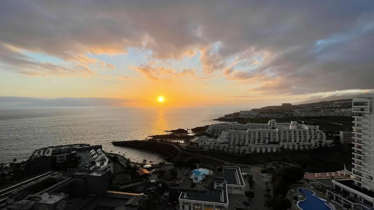 Golden Dreams & Perfect For You ***** location